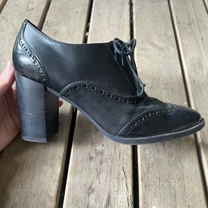 GEOX RESPIRA leather/suede Oxford brogue-style chunky heeled booties sz 40